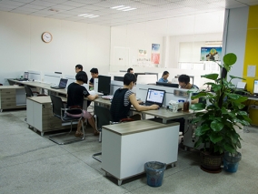 小型玻璃鋼化爐（lú）