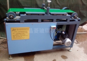 200型玻璃馬賽克滾（gǔn）壓式掰片機